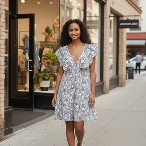 Anthropologie  V-Neck Ruffle Sleeve Dress Size Large